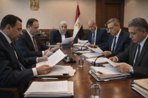 لجنة الأحوال المدنية أثناء مراجعة مستندات ساقط قيد وفاة